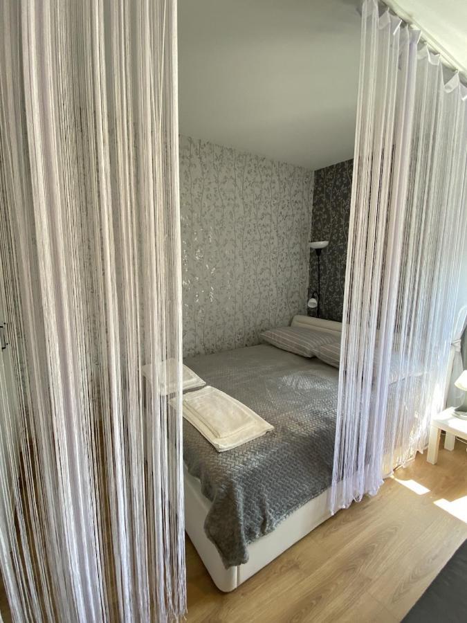 Apartament Czytelnia - Parking Gratis Познань Экстерьер фото